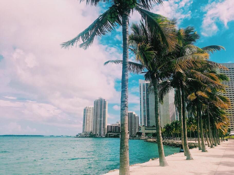 Miami Sunset City View Екстериор снимка